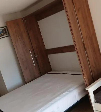 Apartment Le Cap 68 *